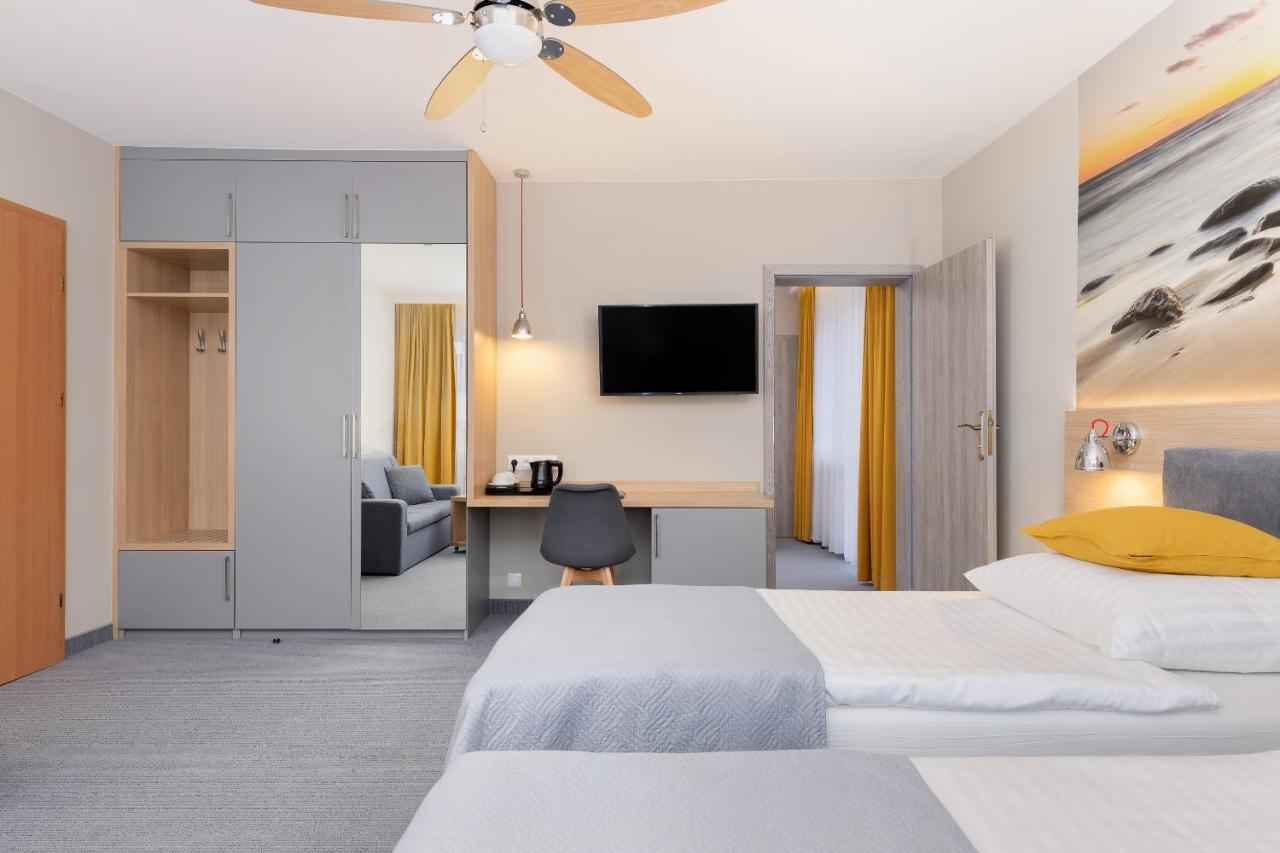 Hotel La Siesta & Medical Spa Jastrzębia Góra 外观 照片