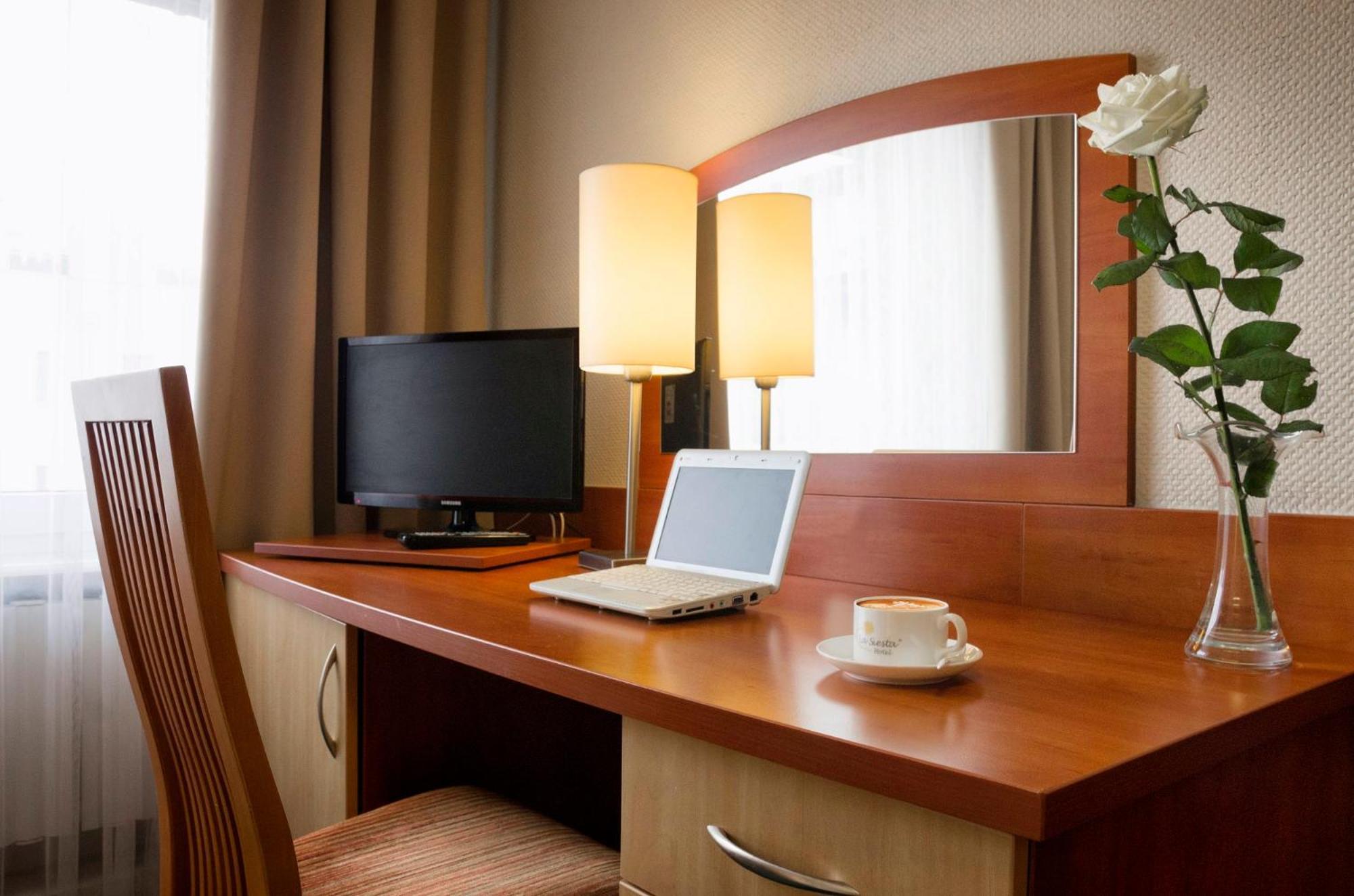 Hotel La Siesta & Medical Spa Jastrzębia Góra 外观 照片