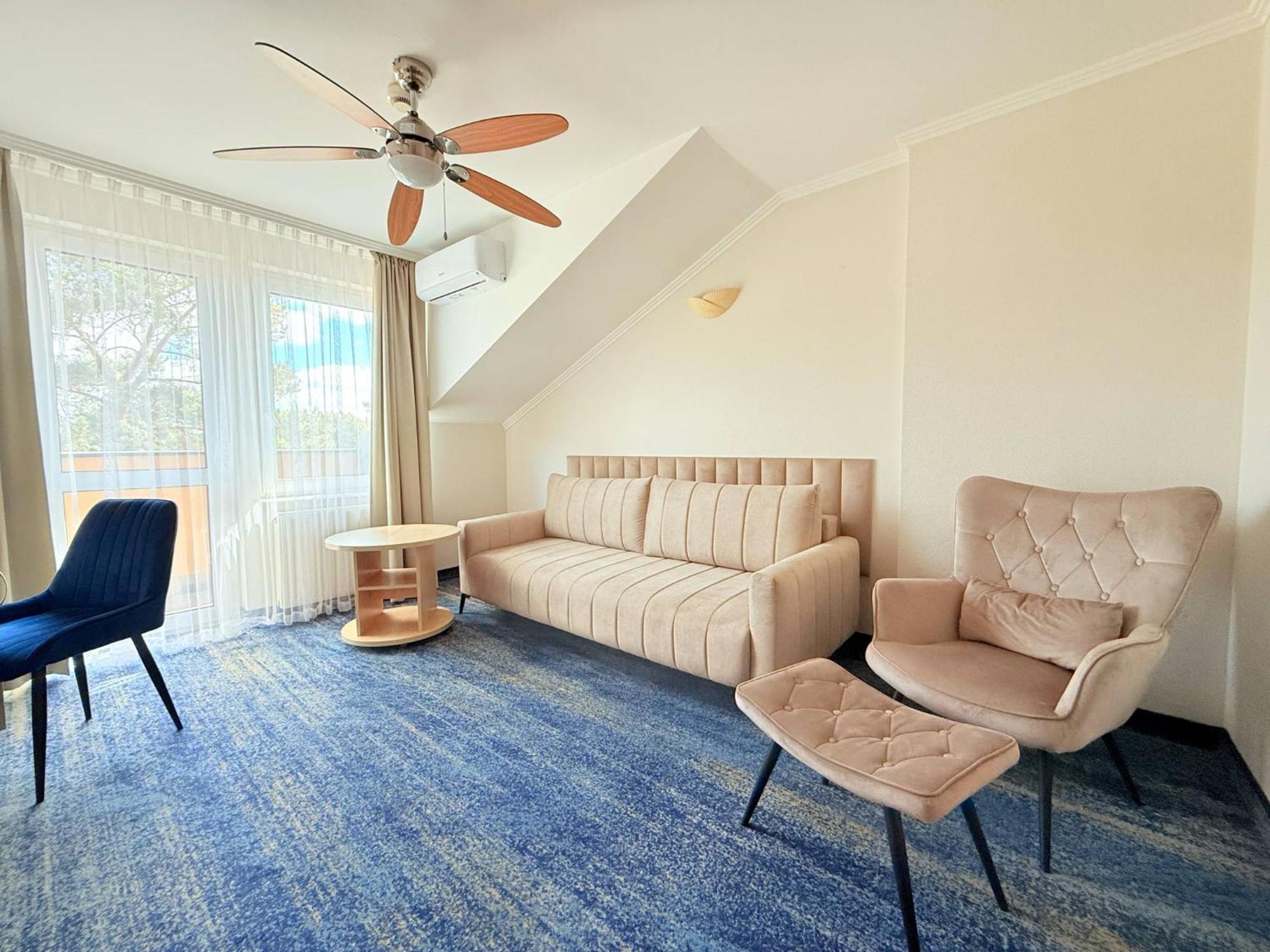 Hotel La Siesta & Medical Spa Jastrzębia Góra 外观 照片
